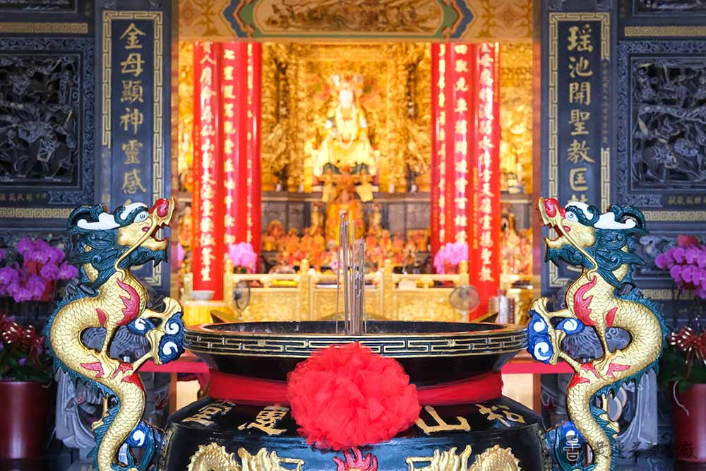 松山慈惠堂拜什麼？