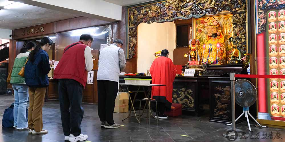 地藏王菩薩怎麼拜？