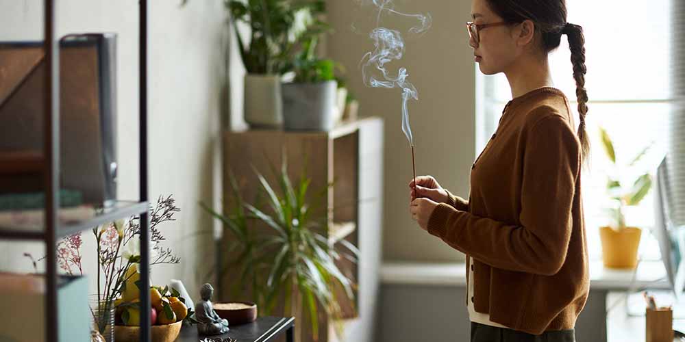 被香灰燙到過嗎？